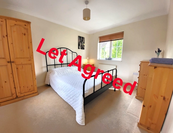 Large Double Room in House Share...
Let Agreed